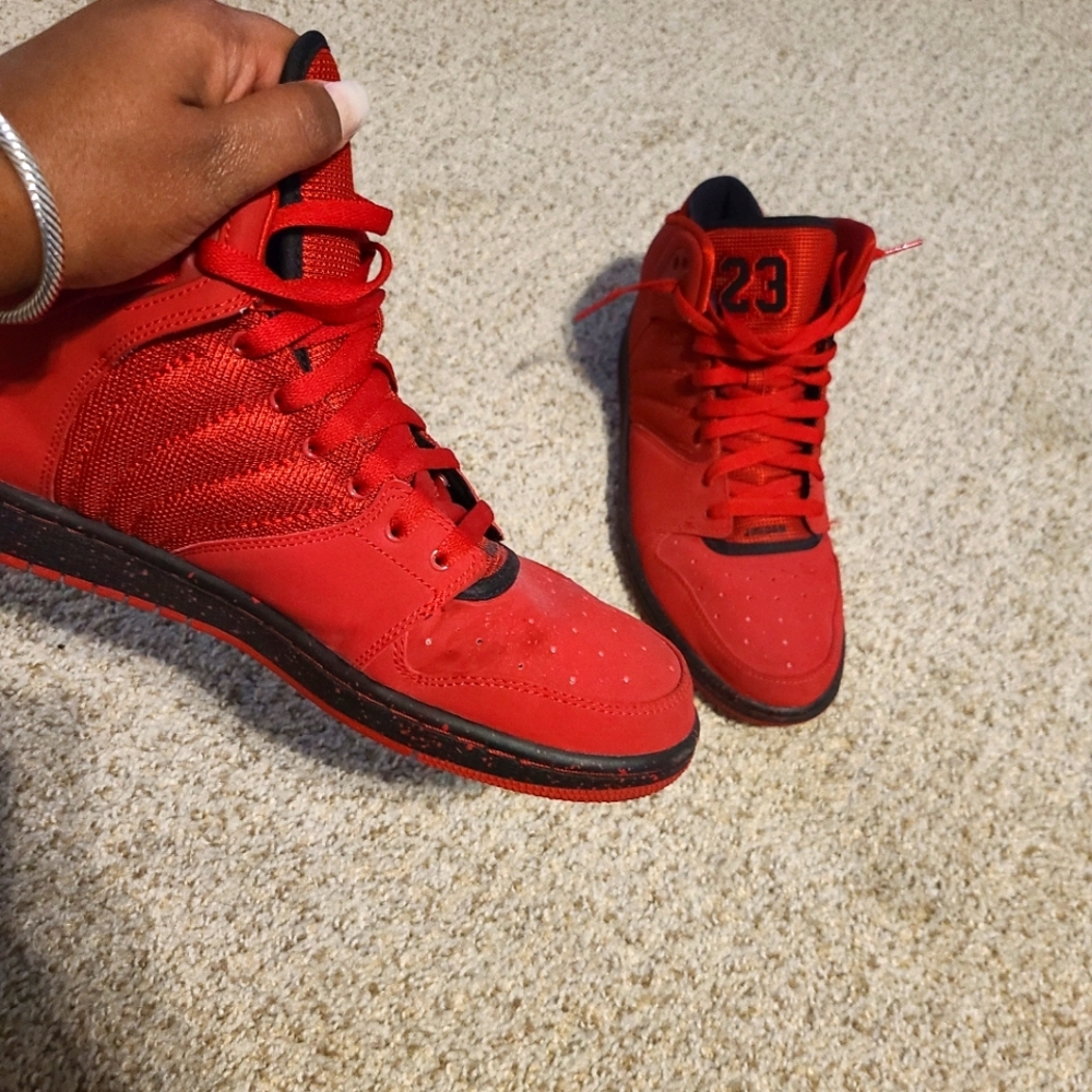 Jordan 1 Flight Red Size 10.5